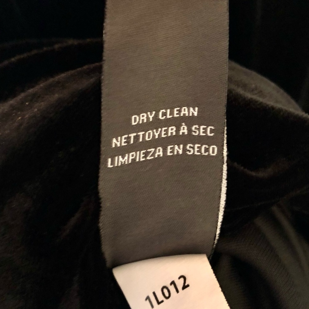 Vera Wang black velvet dress with mesh - Picture 9 of 9